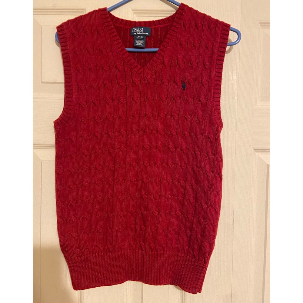 Sweater vest